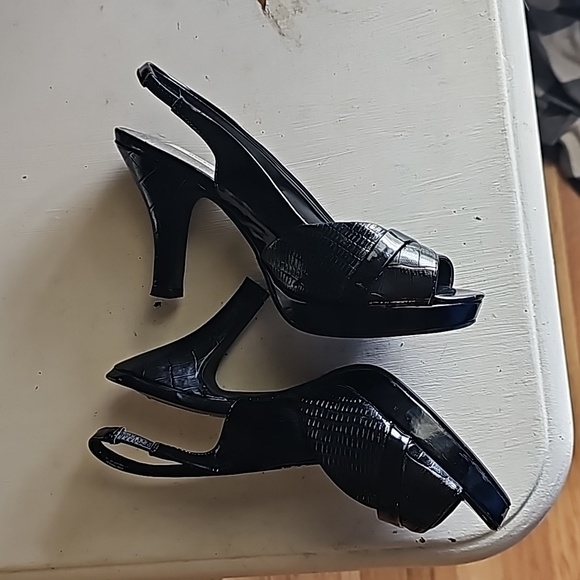 Maurices 3" heels - Picture 2 of 10